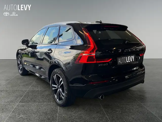 Volvo XC60 view 4