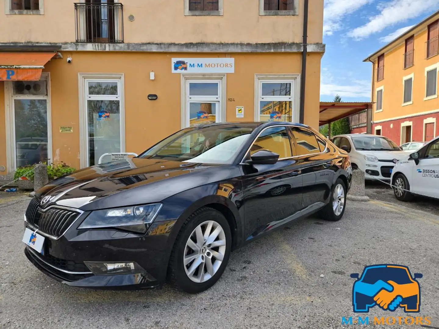 Skoda Superb 1.6 TDI DSG Ambition Nero - 1