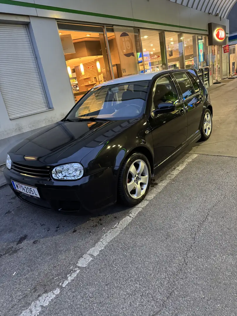 Volkswagen Golf - 2