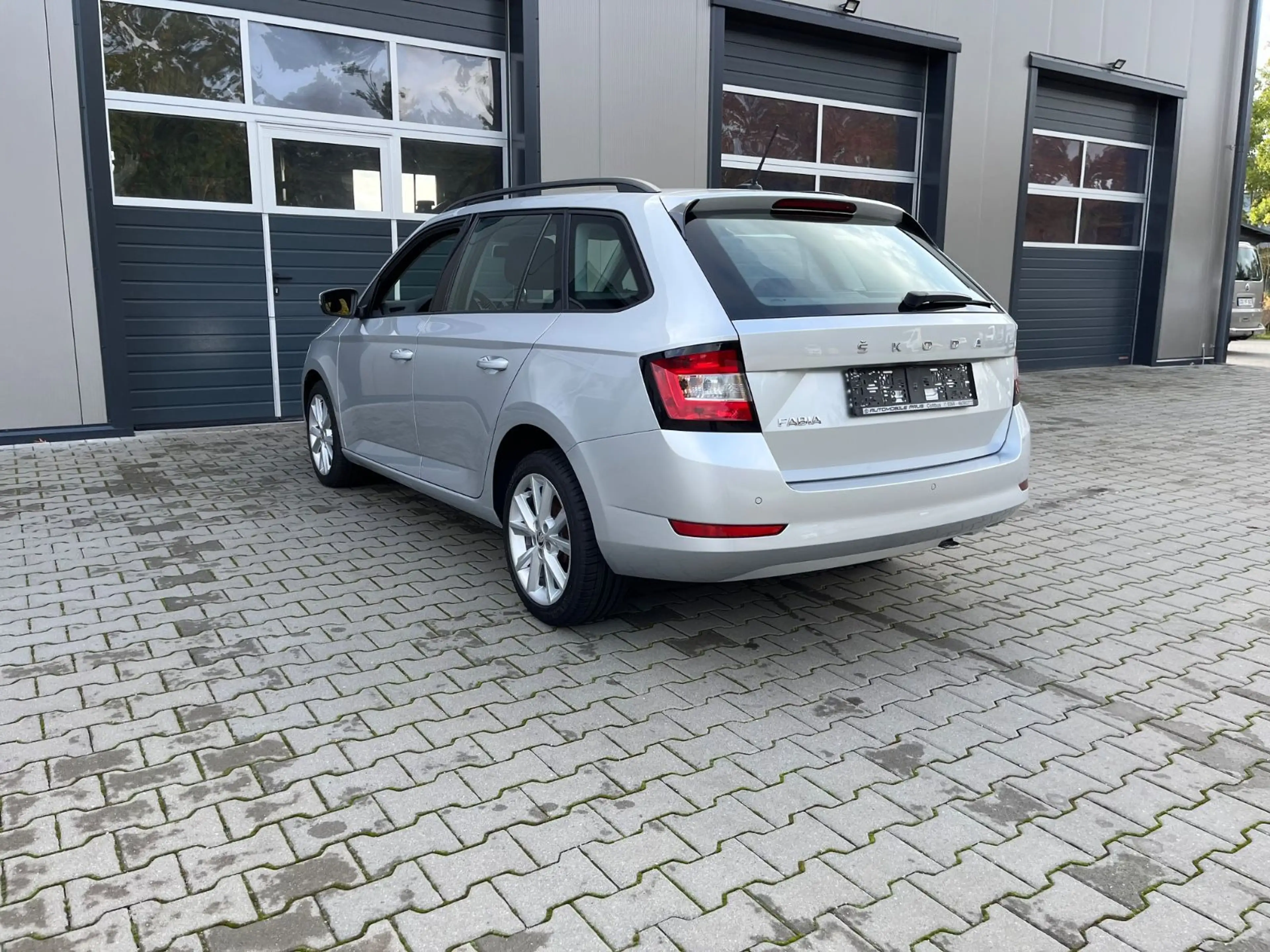 Skoda Fabia Combi Cool Plus — photo 9