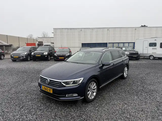 Volkswagen Passat Variant 2.0 TSI 4Motion Highline 221 pk pano leder standka