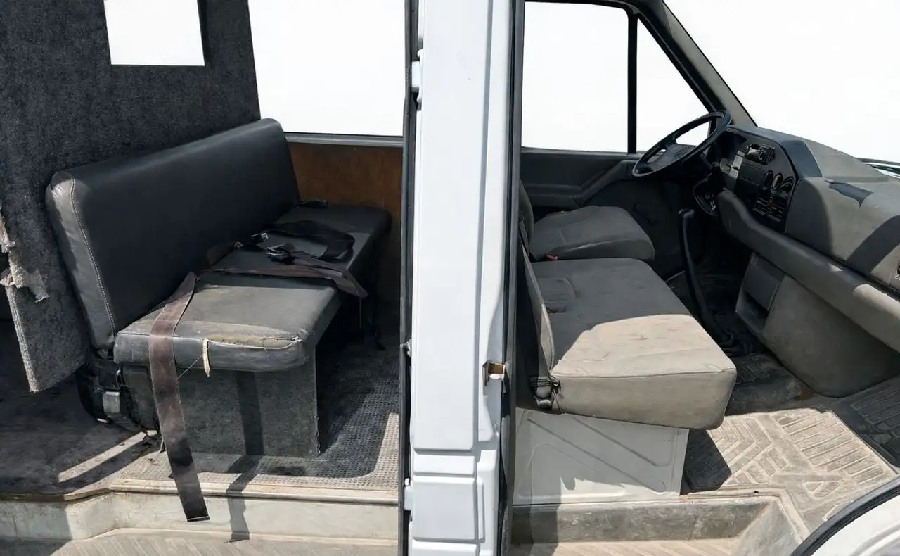 Volkswagen LT 32 7 places L2H1 2.5 TDI 90 cv Année 2001, foto 4