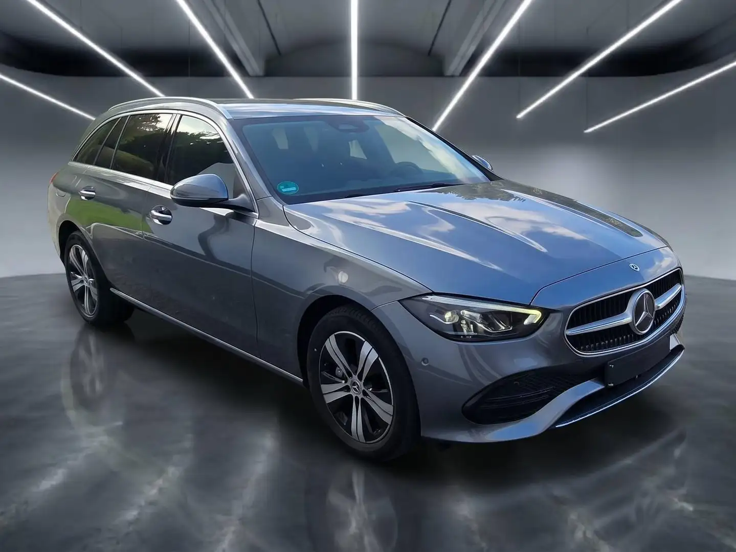 Mercedes-Benz C 300 C 300e T PHEV 25,4kWh  Aut. Grau - 2