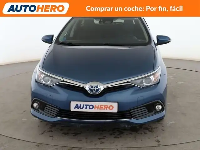 Toyota Auris view 9