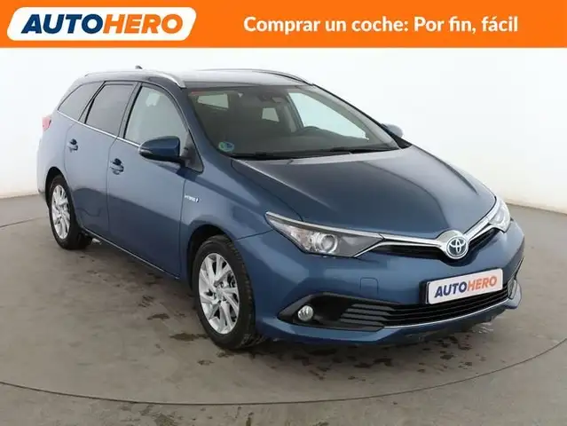 Toyota Auris view 8