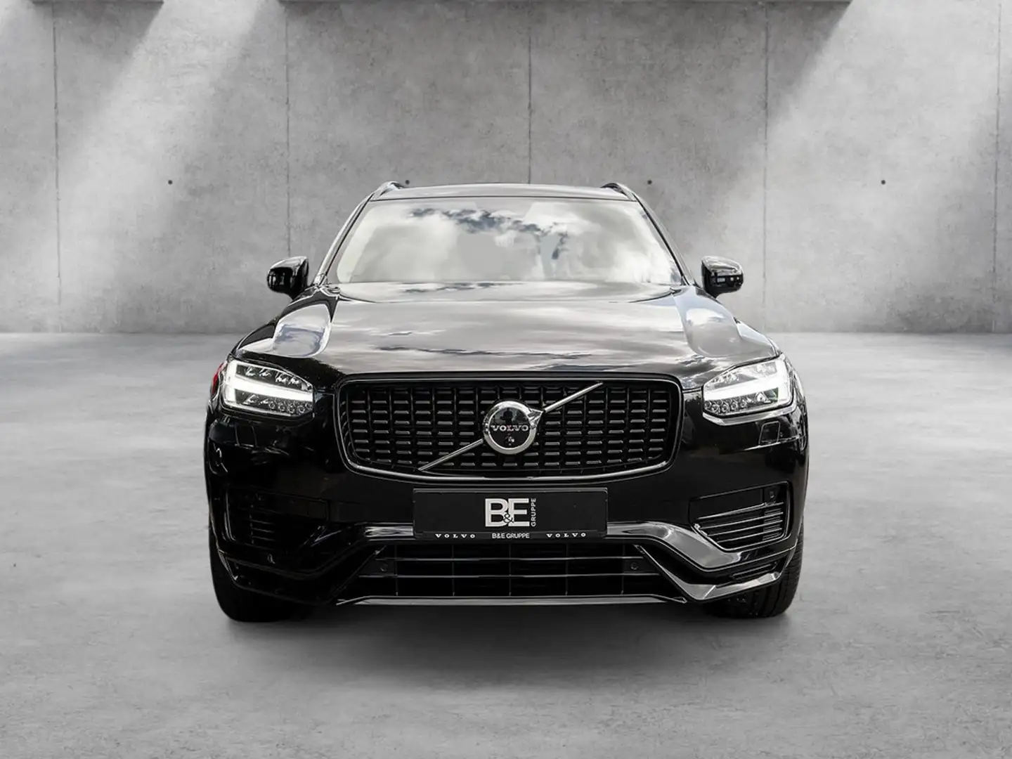 Volvo XC90 Recharge T8 AWD Ultimate Dark Zwart - 2