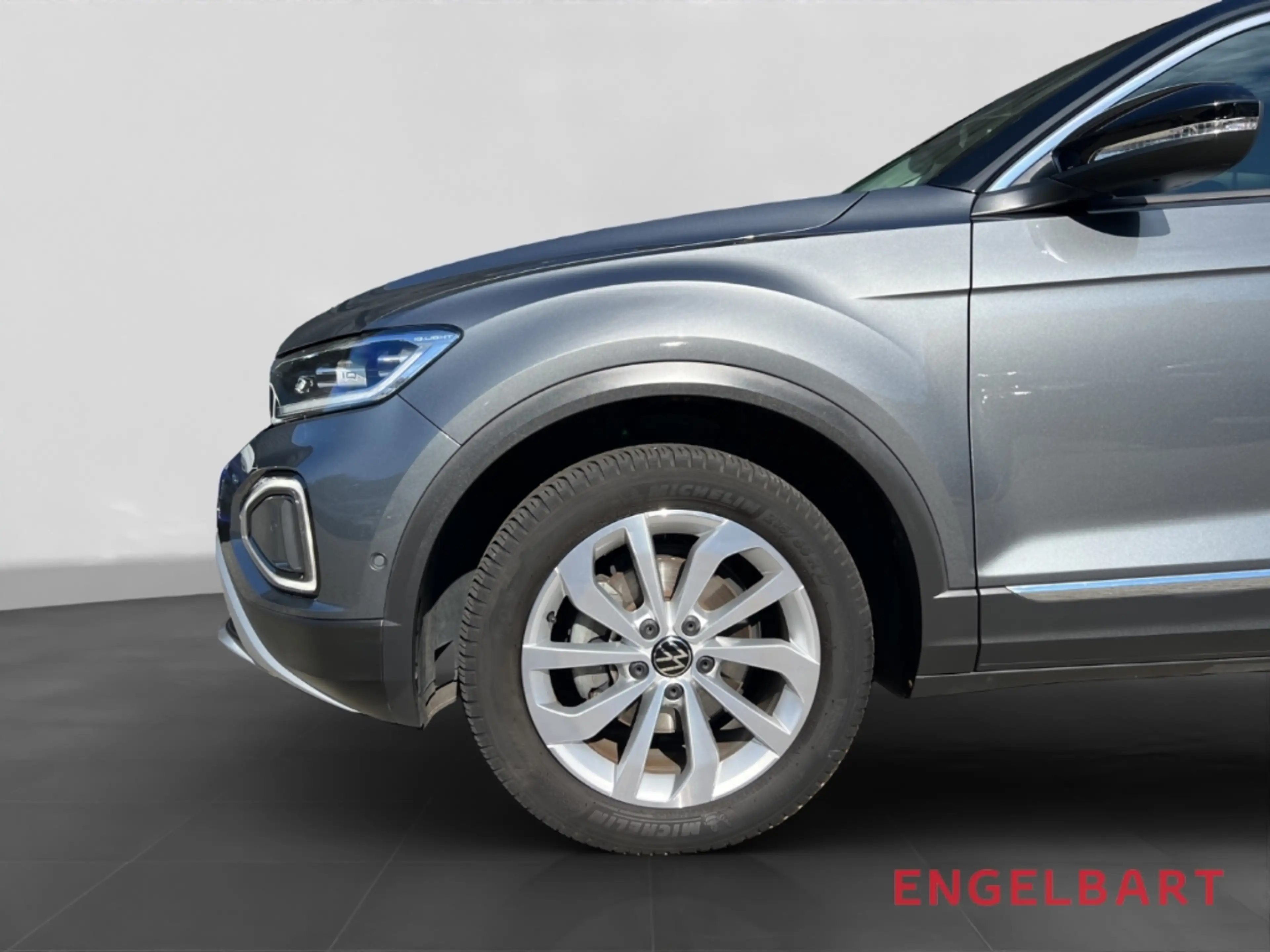 Volkswagen T-Roc 1.5 TSI Style Allwetterreifen AHK — photo 15