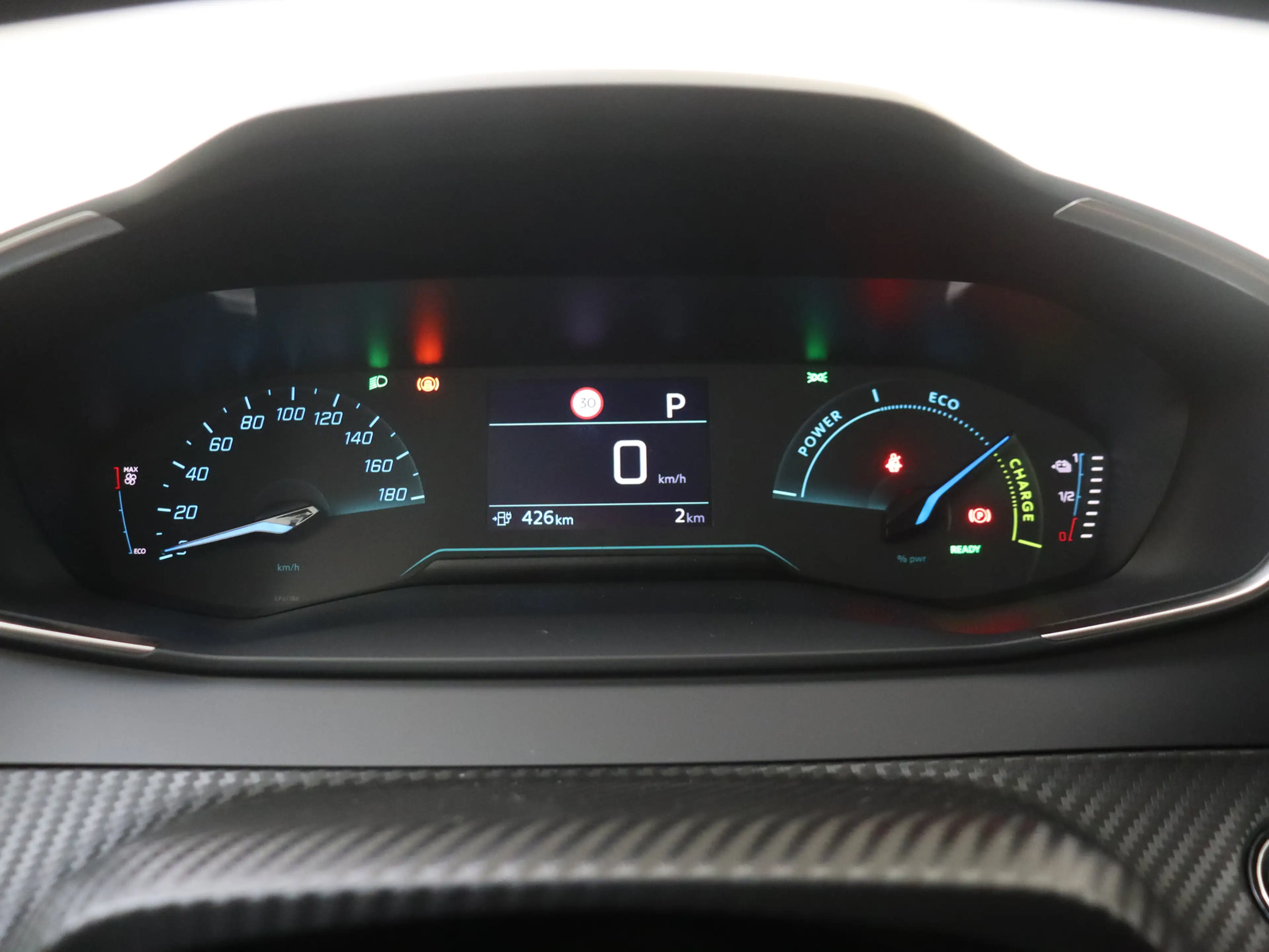 Peugeot e-208 EV Business 51 kWh NRM Demo deal — photo 7