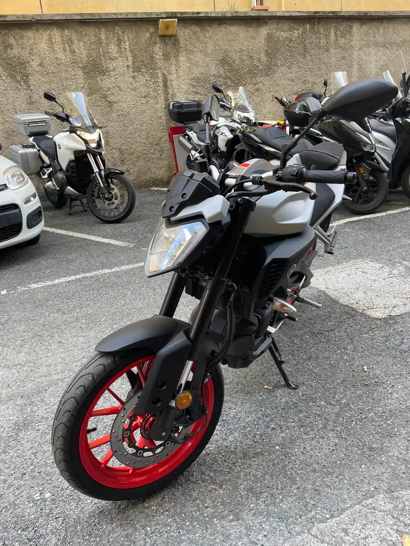 Yamaha MT-125 abs Gri - 2