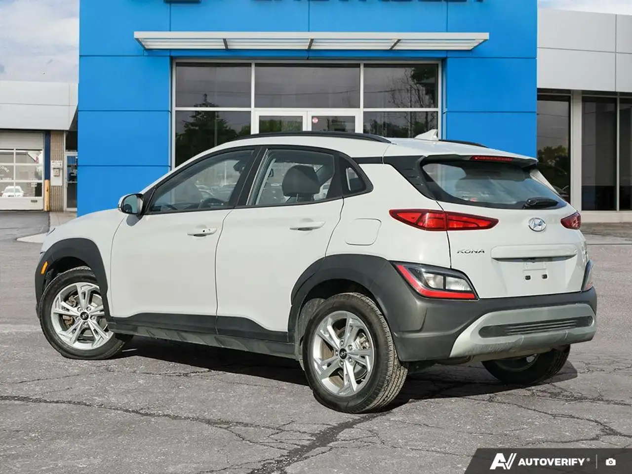Hyundai KONA снимка Hyundai KONA