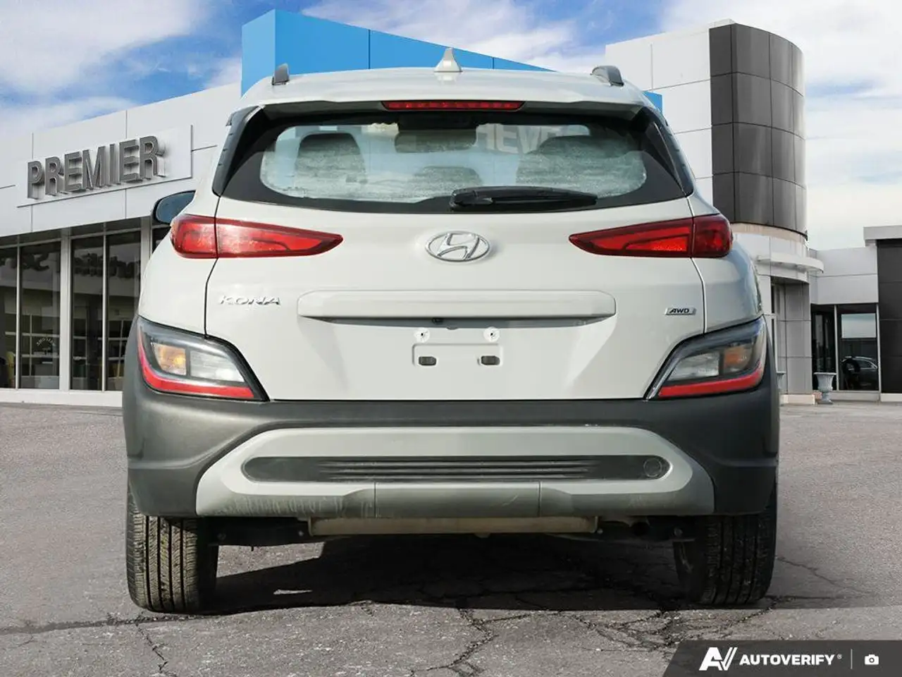 Hyundai KONA снимка Hyundai KONA
