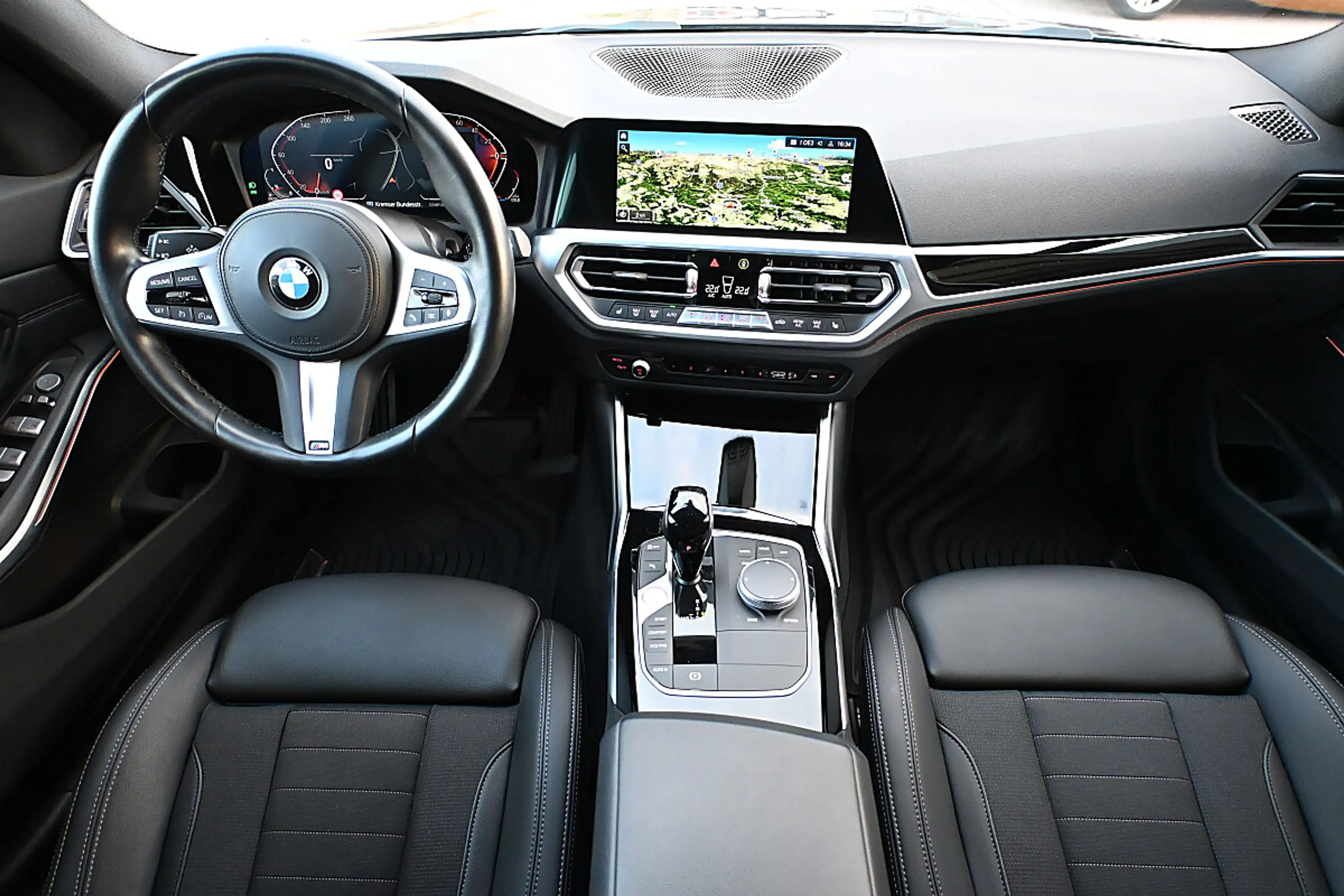 BMW 318 d 48 V Touring Aut.  AHK elektr., LED, Navi, Ka... — photo 13