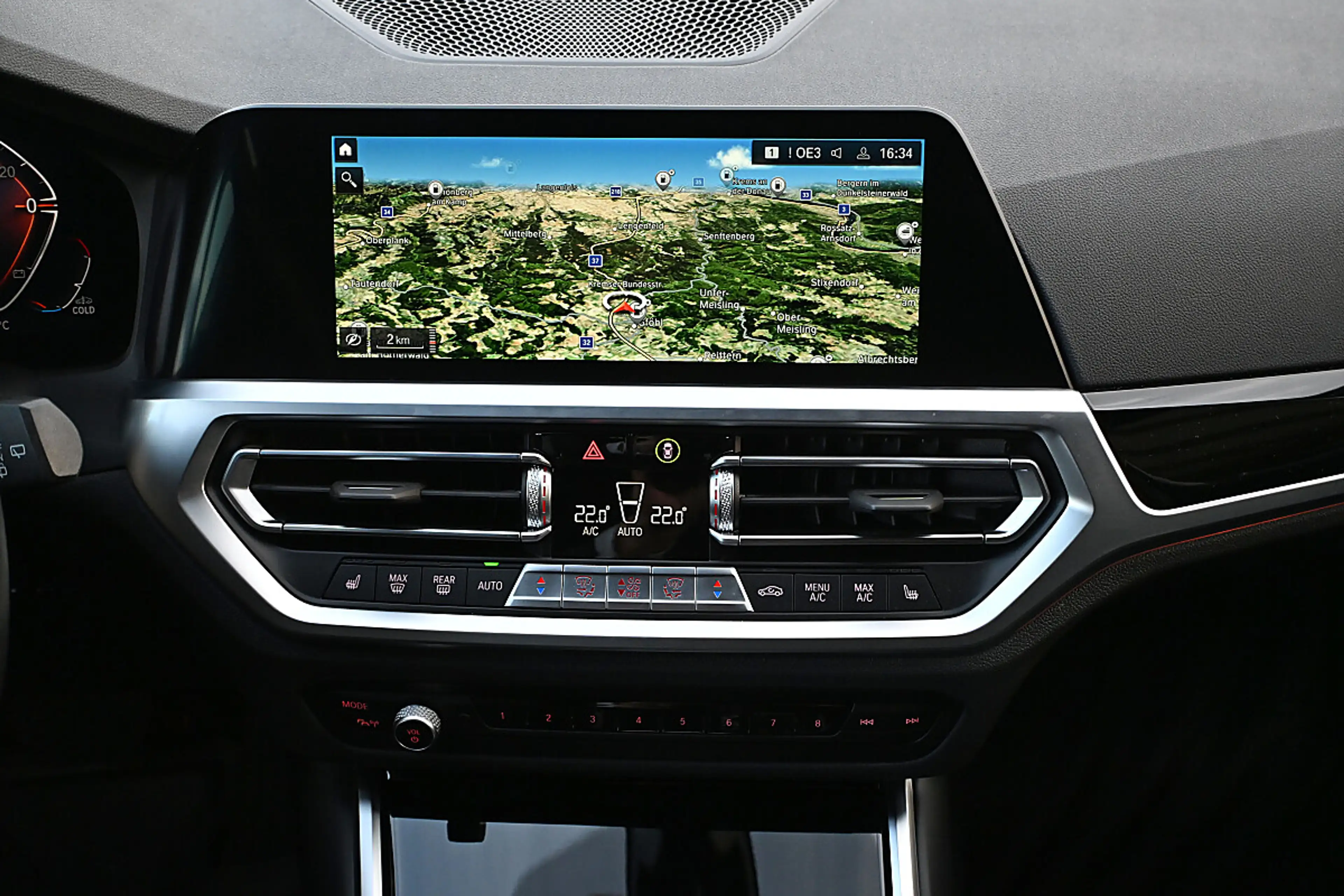 BMW 318 d 48 V Touring Aut.  AHK elektr., LED, Navi, Ka... — photo 5