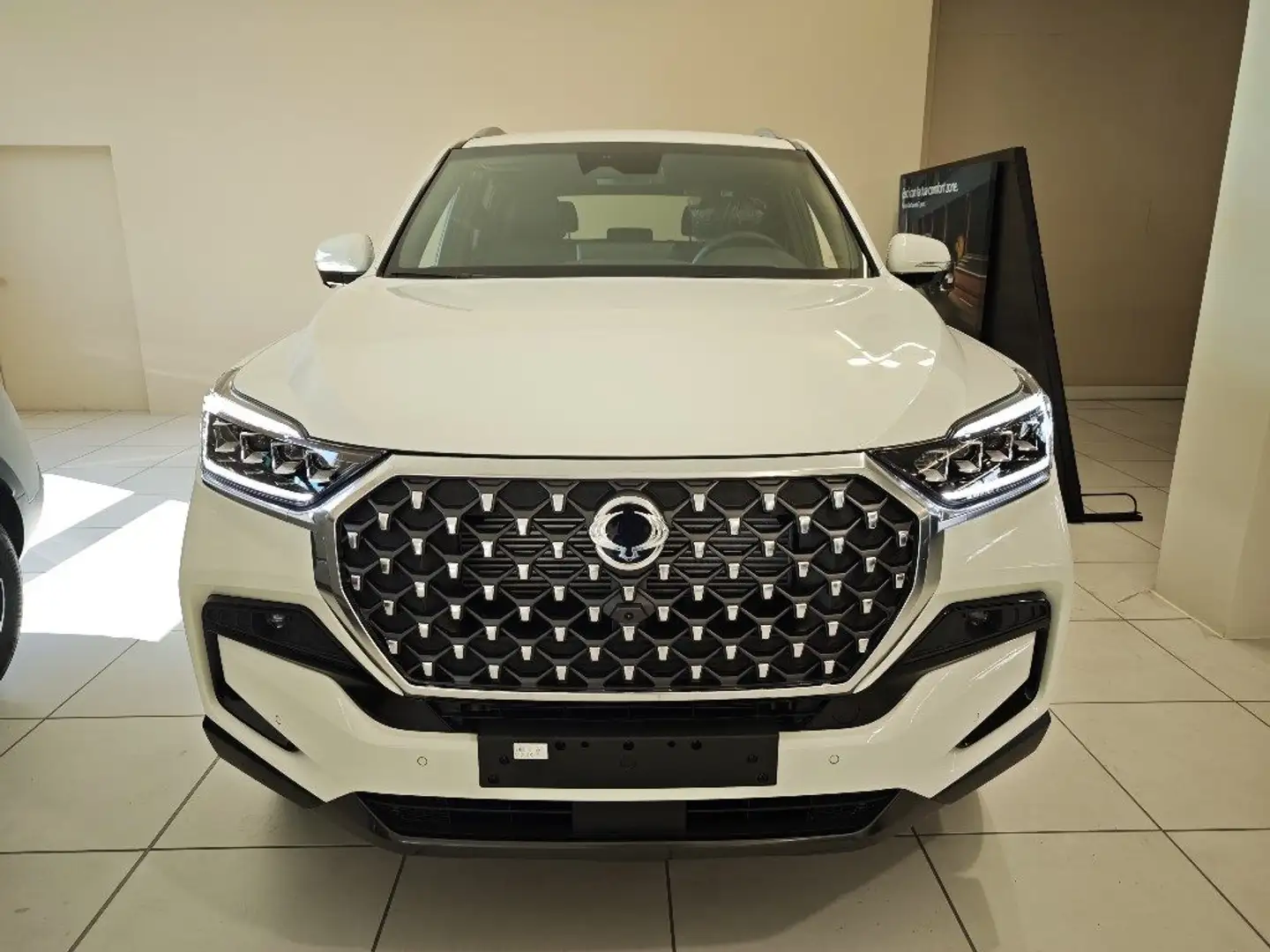 KGM Rexton 2.2 Turbodiesel 4WD K-Line 8 A/T - IN ARRIVO Bianco - 2