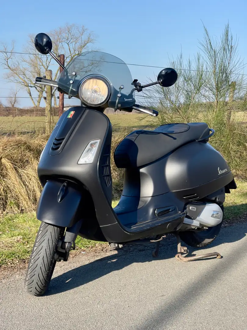 Vespa GTS 125 Negru - 2