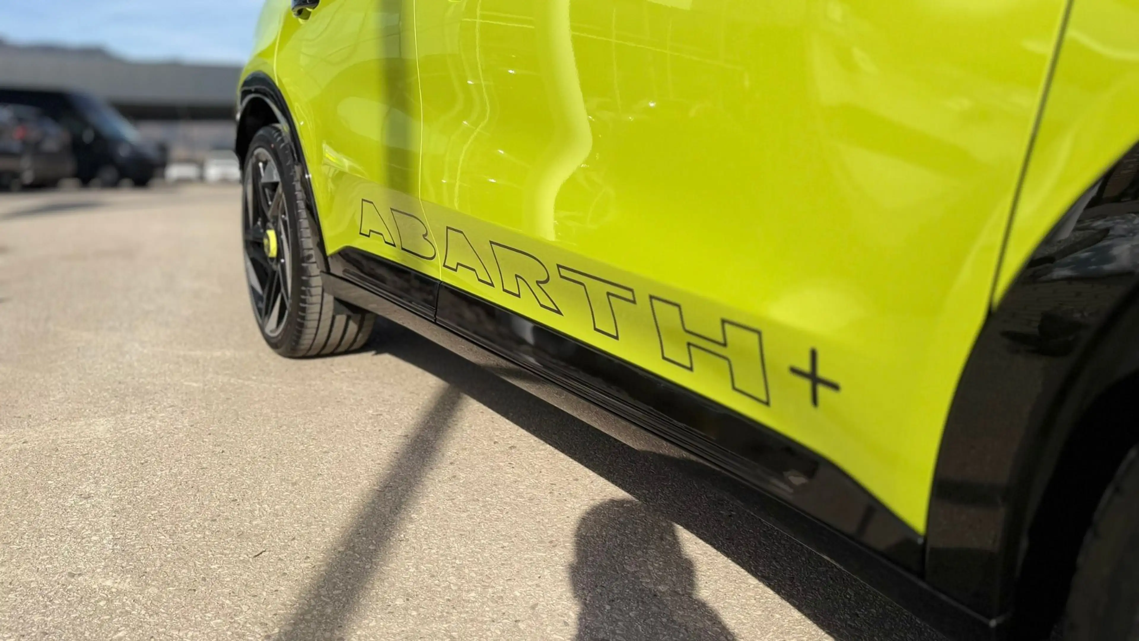 Abarth 600e 600 E Scorpionissima — photo 9