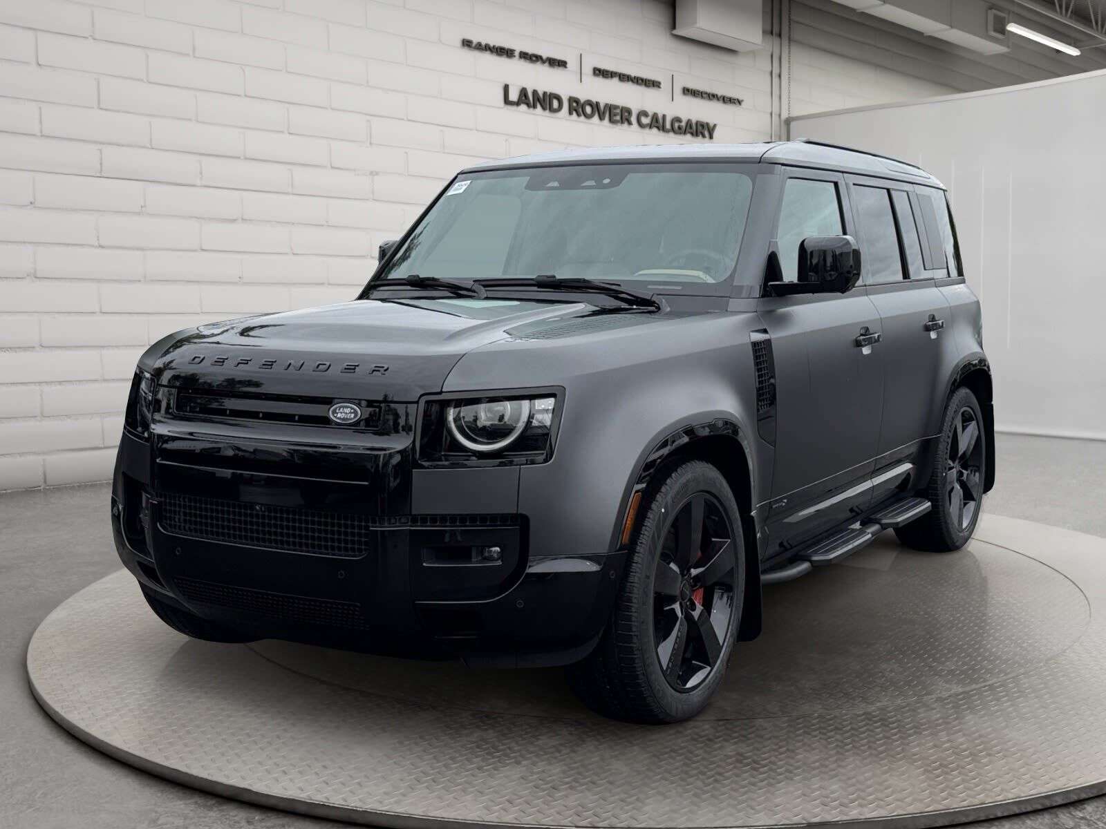 2026 Land Rover Defender 110 P400 X