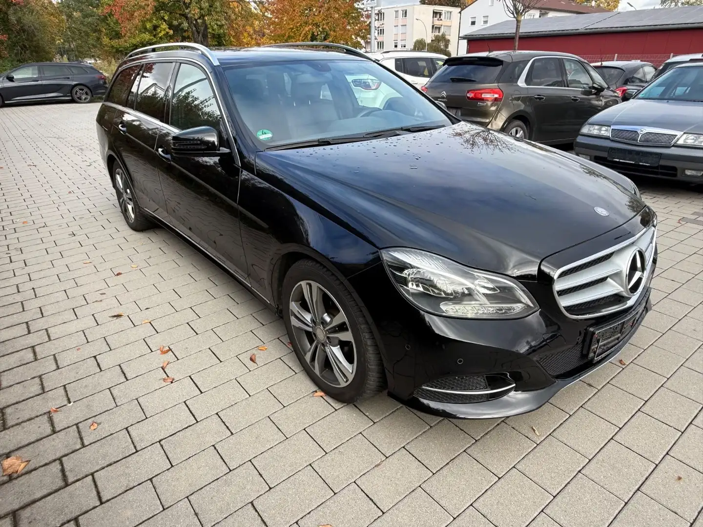 Mercedes-Benz E 220 E -Klasse T-Modell E 220 BlueTec Avantgard Schwarz - 2