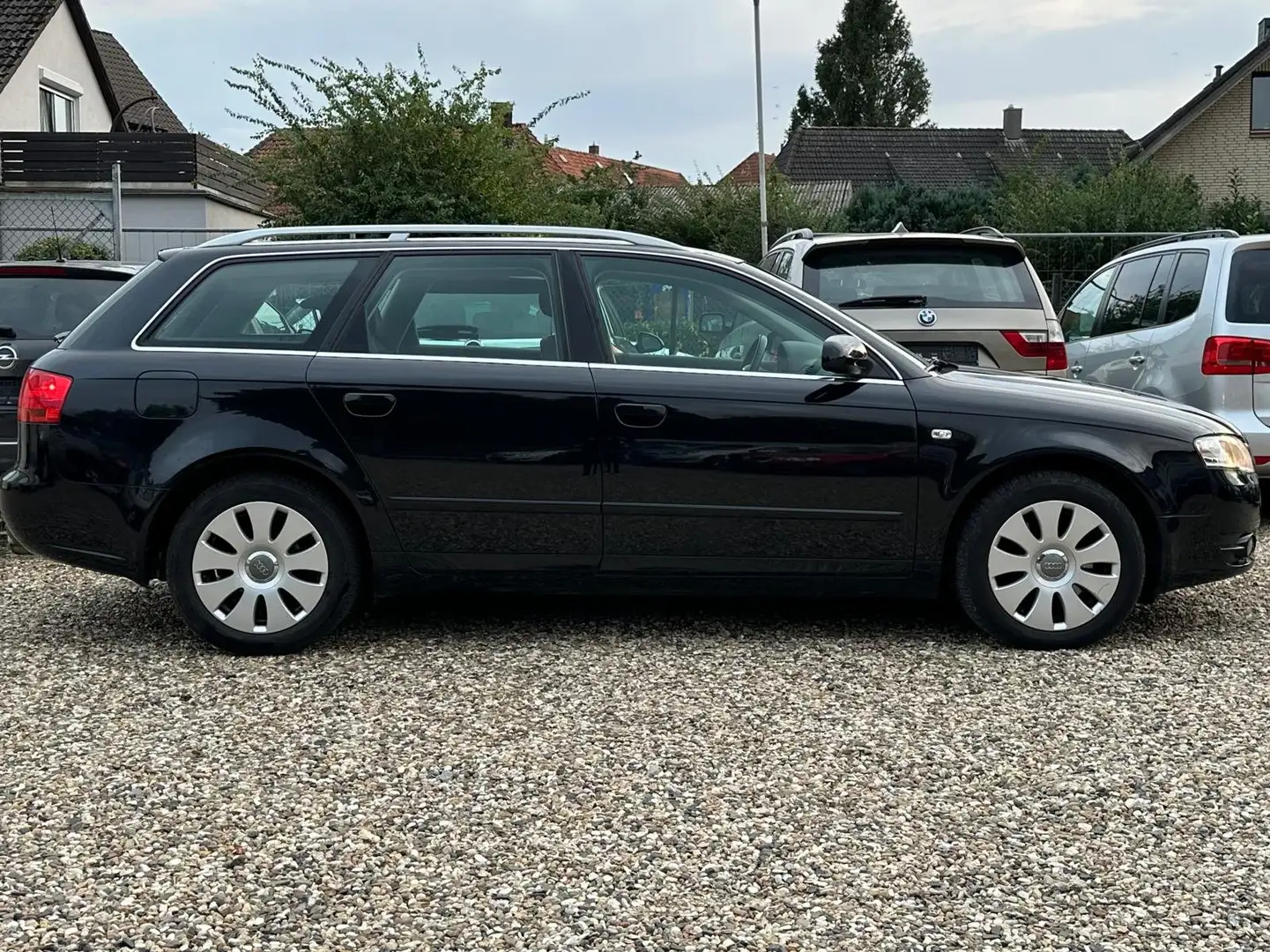 Audi A4 1.8 Turbo 1Hand Scheckheft Xenon el.Sitze Klima Negro - 2