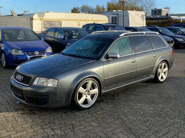 Audi RS6 AVANT 4,2 V8 BI TURBO