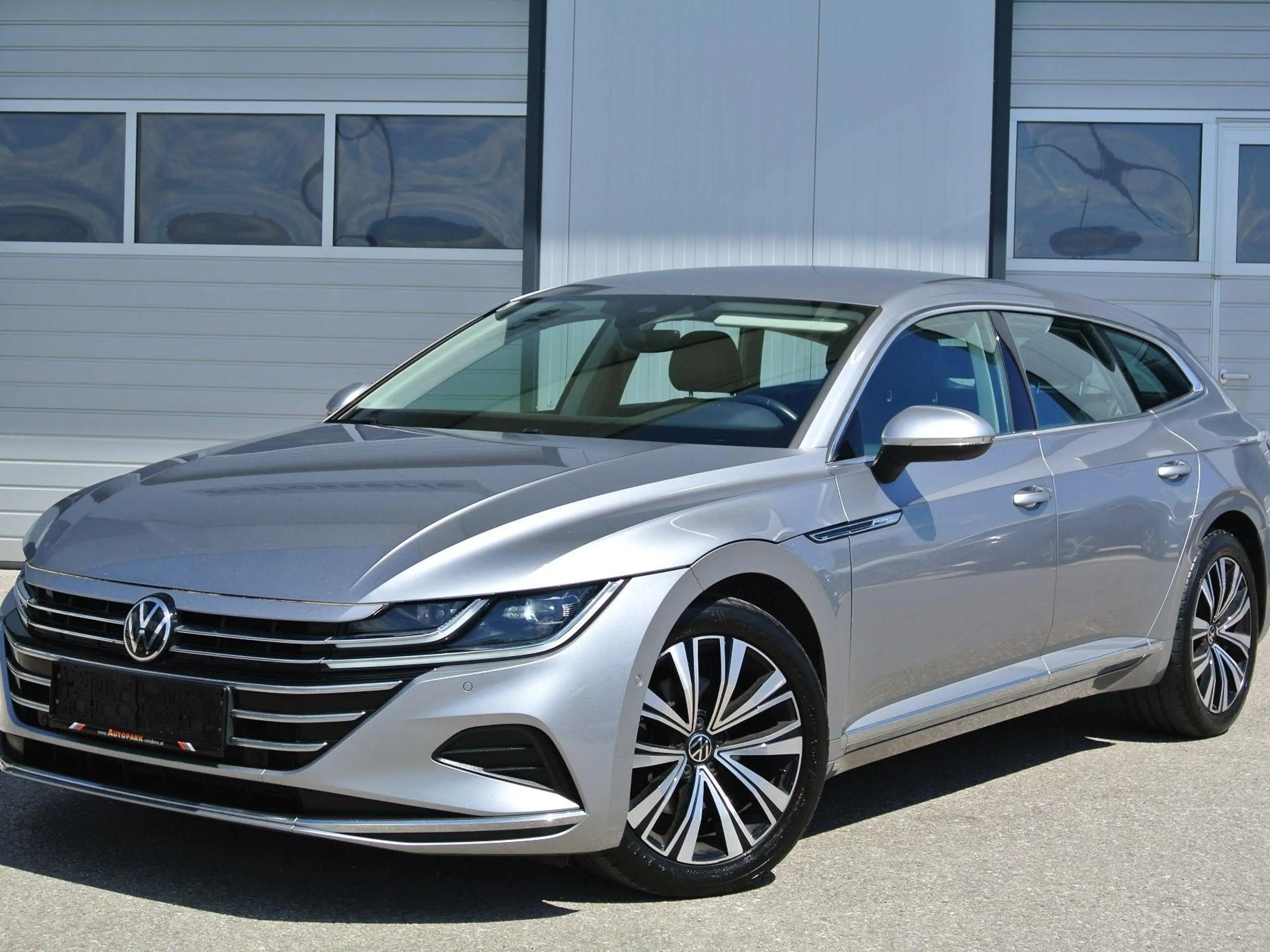 Volkswagen Arteon SB 2.0 TDI DSG 4motion Elegance * LEDER *AHK * — photo 3