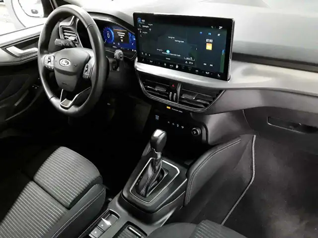Ford Focus view 9