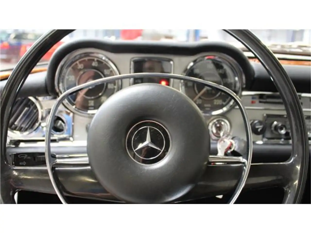 Mercedes-Benz 280 SL roadster, foto 7