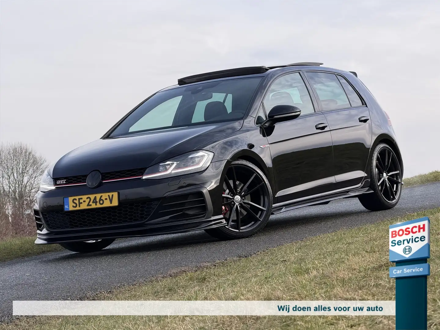 Volkswagen Golf GTI 7.5 2.0 TSI / Pano / Milltek / Zaero Design / Virt Noir - 1