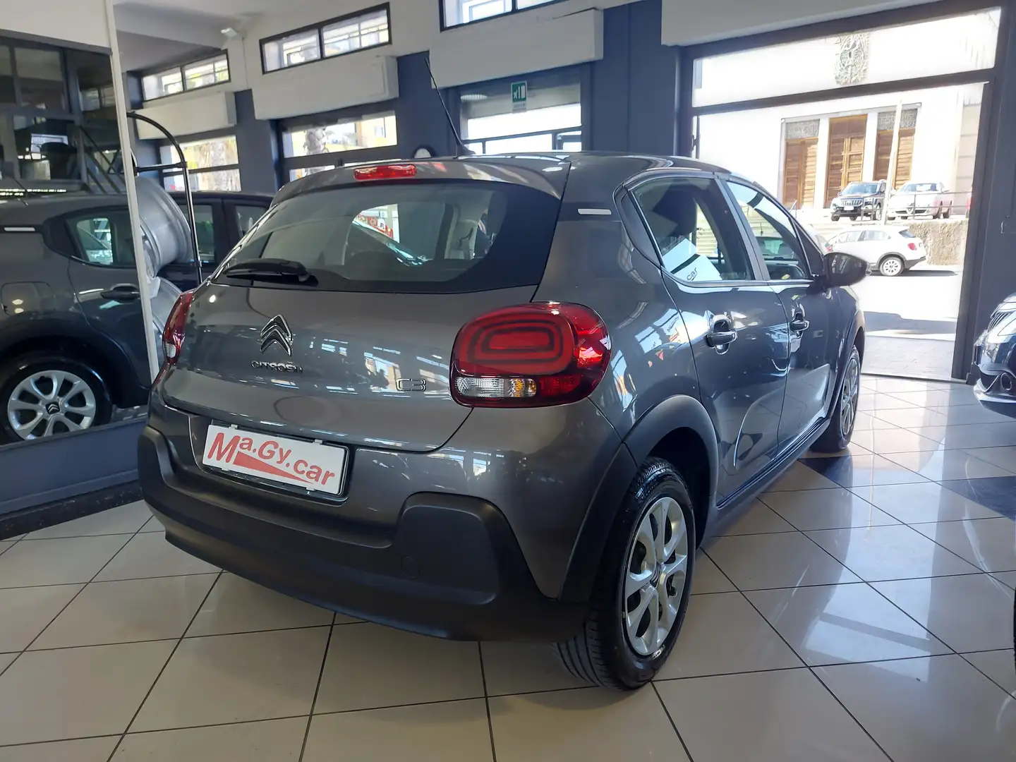 Citroen C3 1.2 83 cv S You Gris - 2