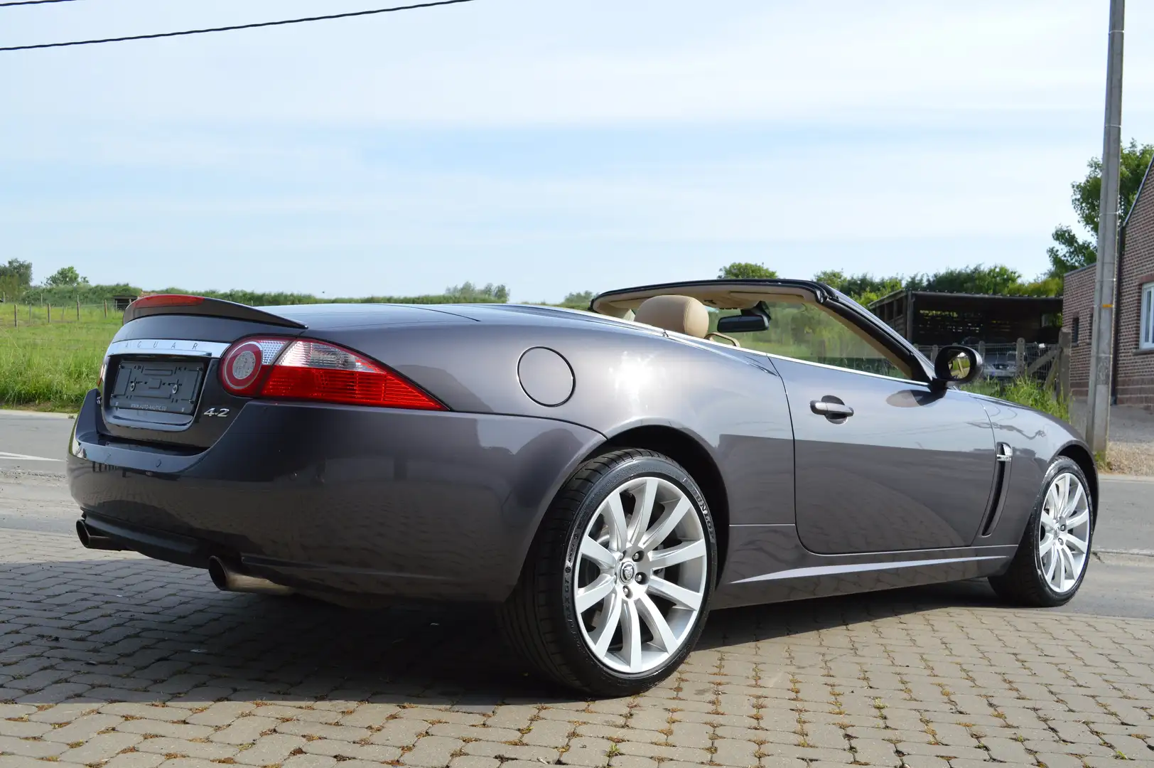 Jaguar XK Cabriolet 4.2i V8 Top condition - 1 HAND Gris - 2