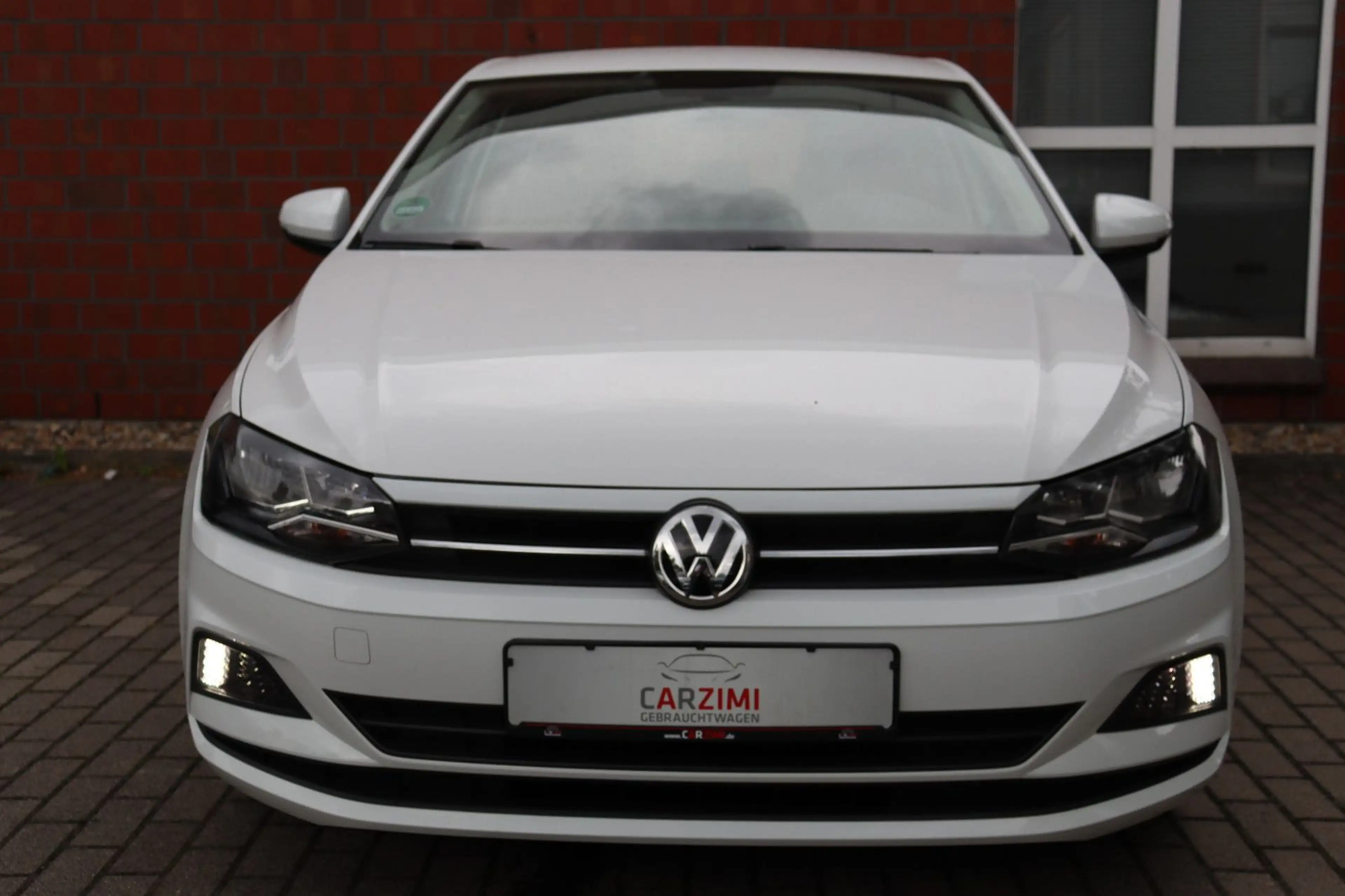 Volkswagen Polo VI 1.0 TSI Comfortline LED Tempomat Sitzh. — photo 3