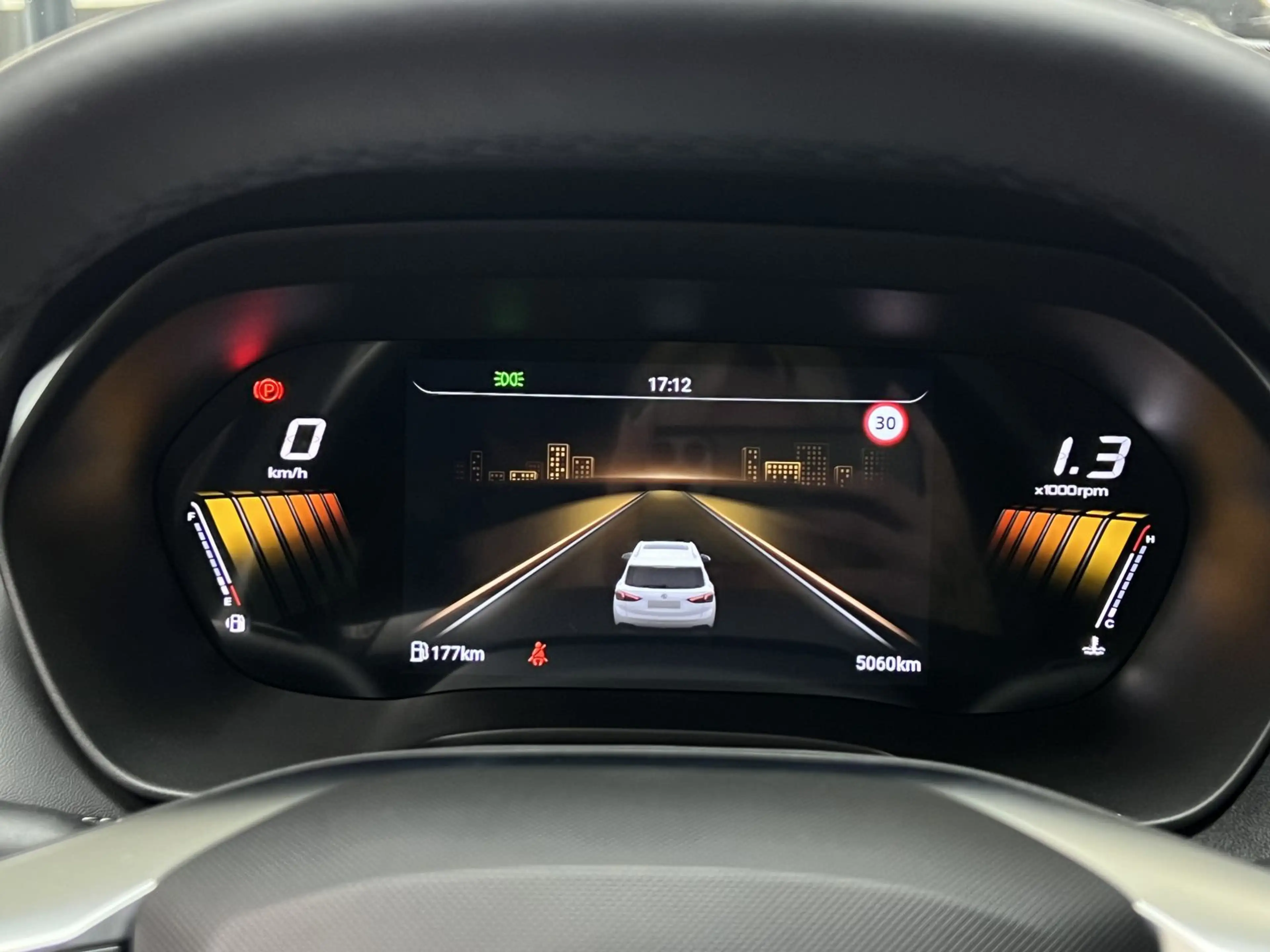 MG ZS 1.5 Hybrid Comfort CarPlay 360° Navi ACC ICA — photo 13