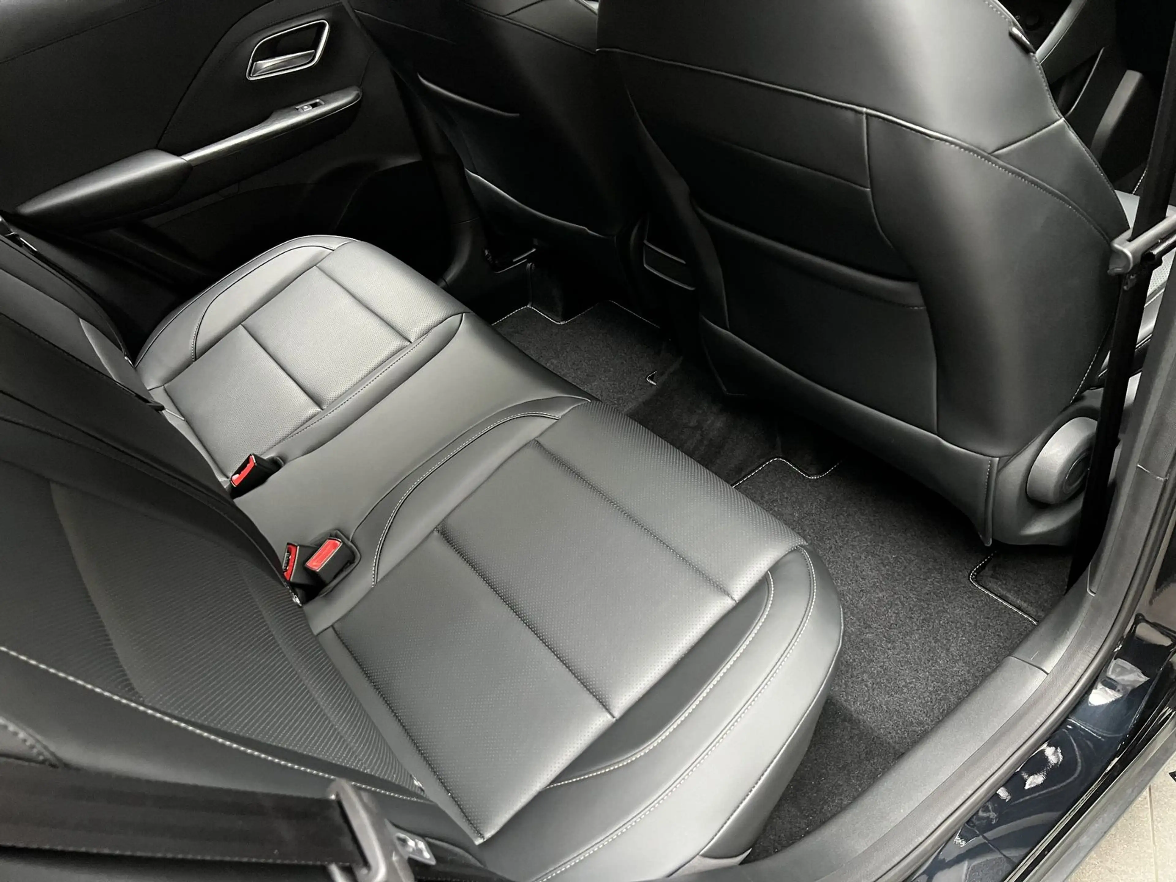 MG ZS 1.5 Hybrid Comfort CarPlay 360° Navi ACC ICA — photo 32
