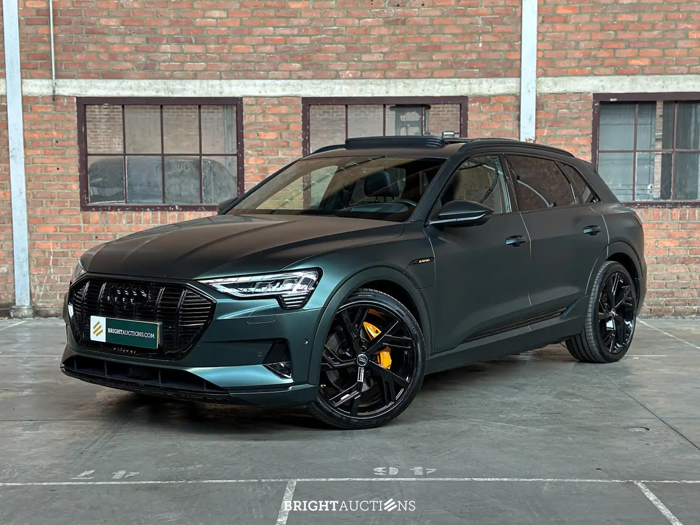Audi e-tron 55 Quattro Advanced Pro Line Plus 95 kWh Yeşil - 1