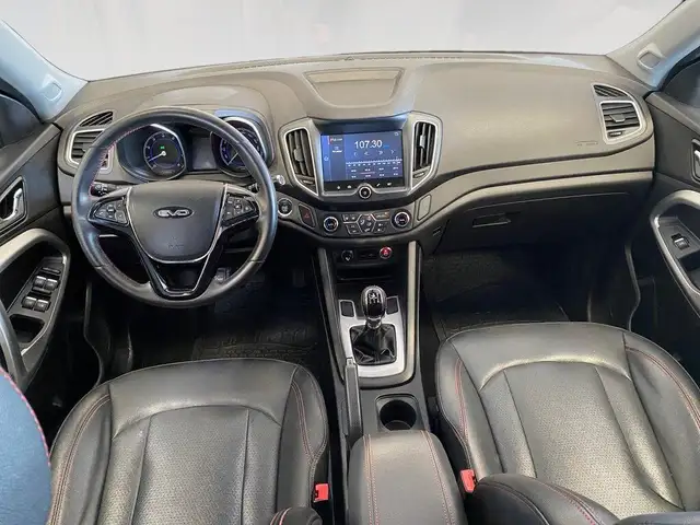 DR Automobiles DR6 view 6