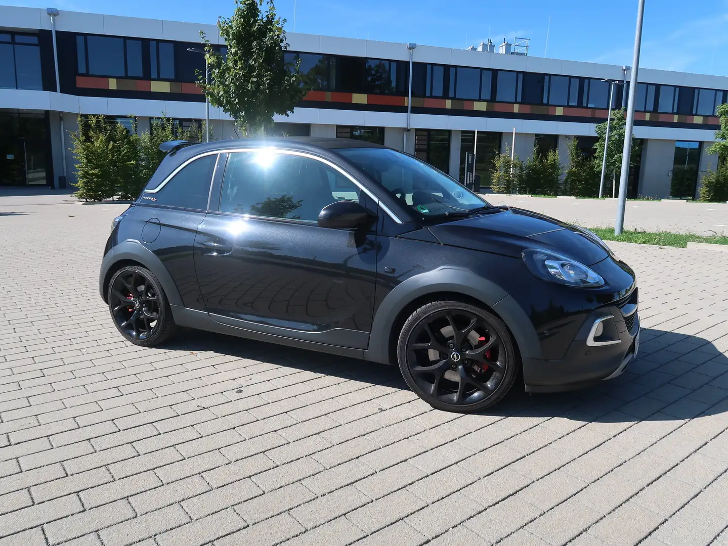 Opel Adam Adam 1.4 Turbo Rocks S Schwarz - 2