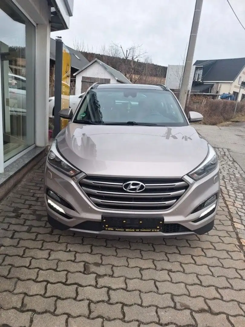 Hyundai TUCSON Premium 4WD White - 2