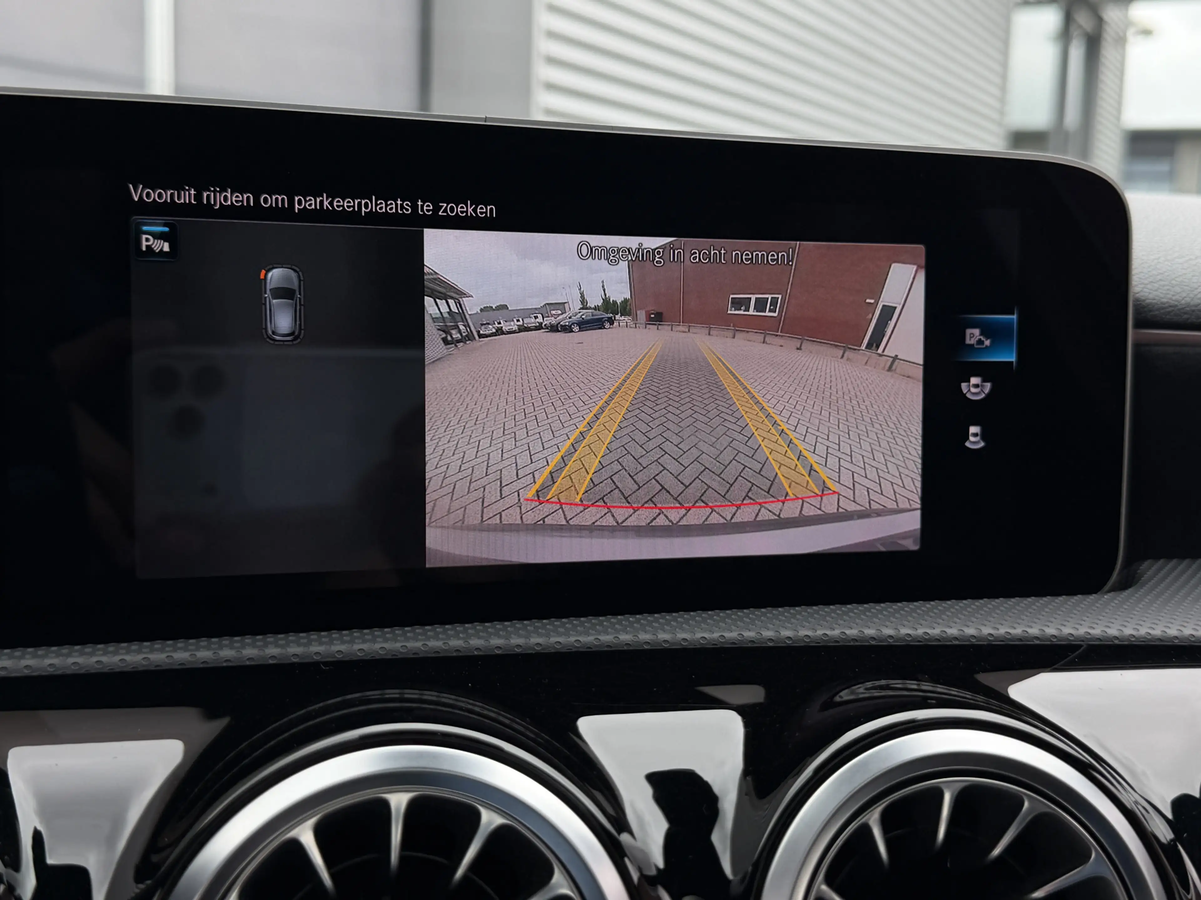 Mercedes-Benz A 250 Premium I Aut. I AMG I Leder I Pano.dak I Leder — photo 19
