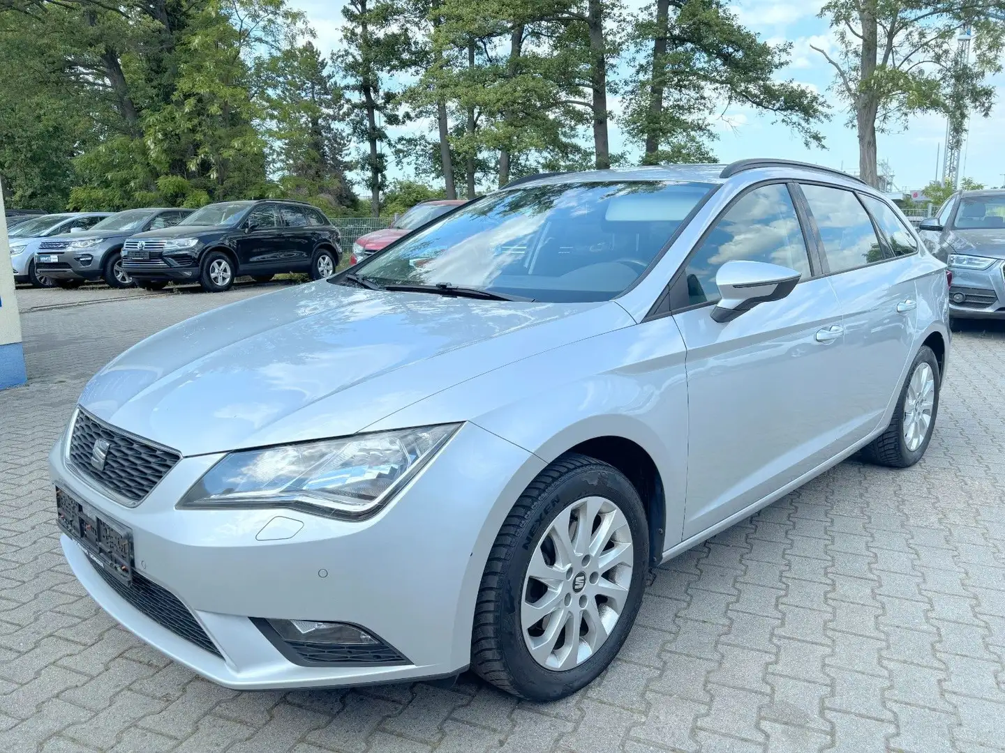 SEAT Leon ST Style Navi AHK PDC Argento - 1
