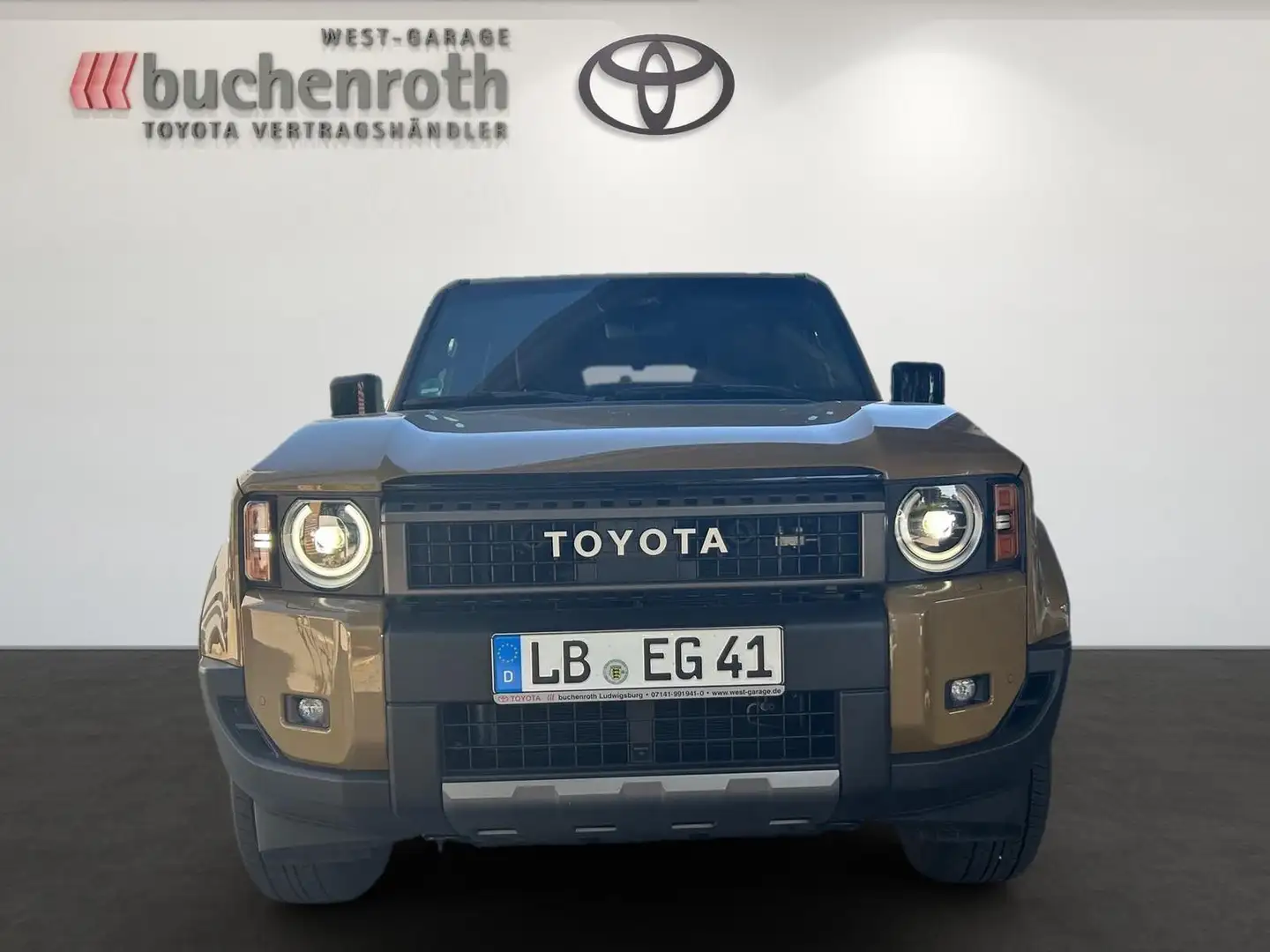 Toyota Land Cruiser 2,8 D-4D 150kW AWD First Edition Li Gelb - 2