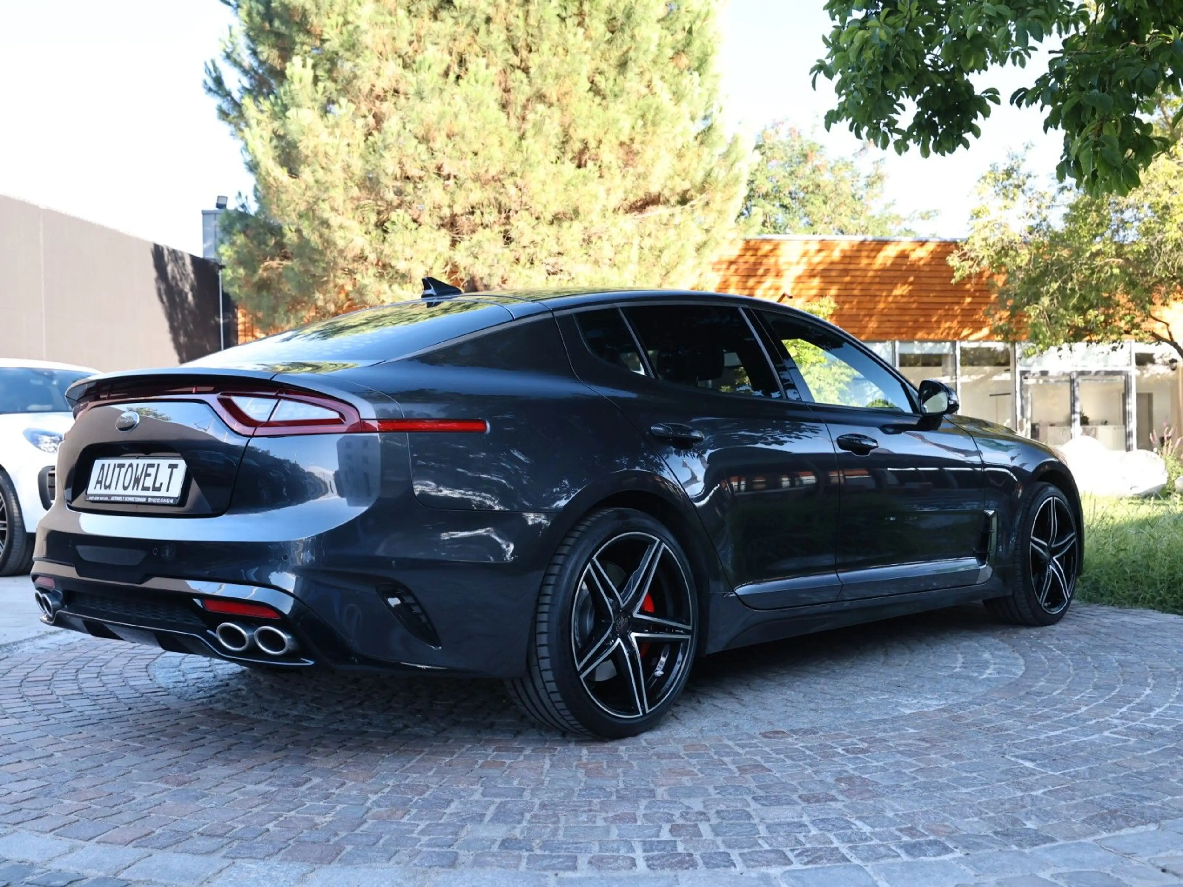 Kia Stinger GT 4WD LED,360°Kamera,HUD,Leder,Sitzblft — photo 8