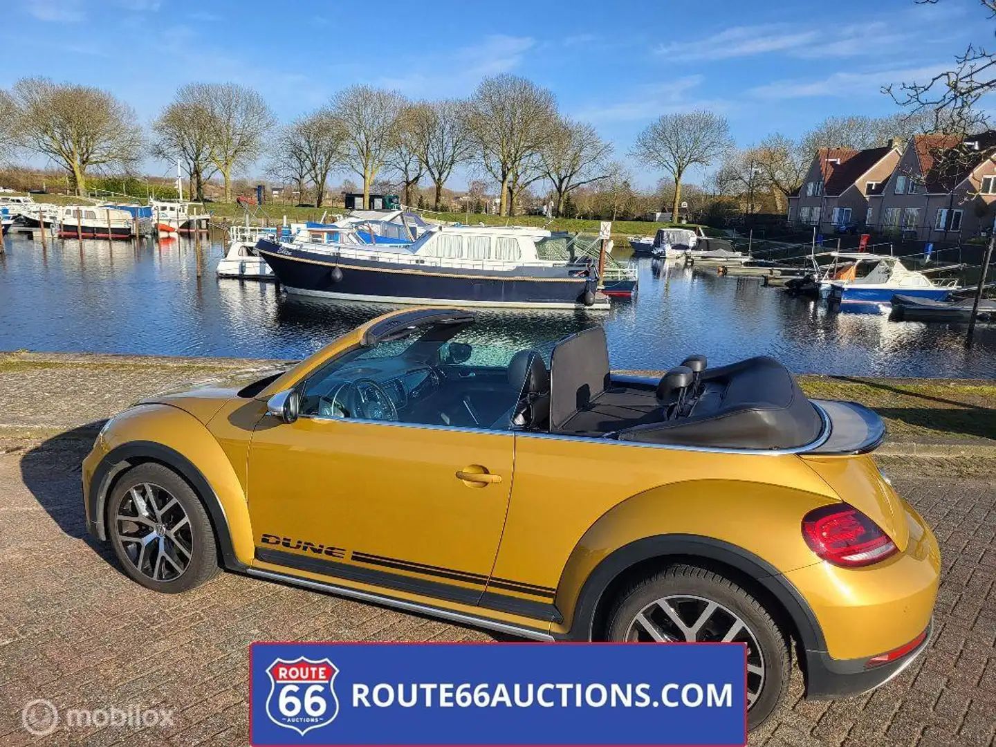 Volkswagen Beetle Cabriolet Dune | 2017 | Route 66 Auctions Zwart - 2