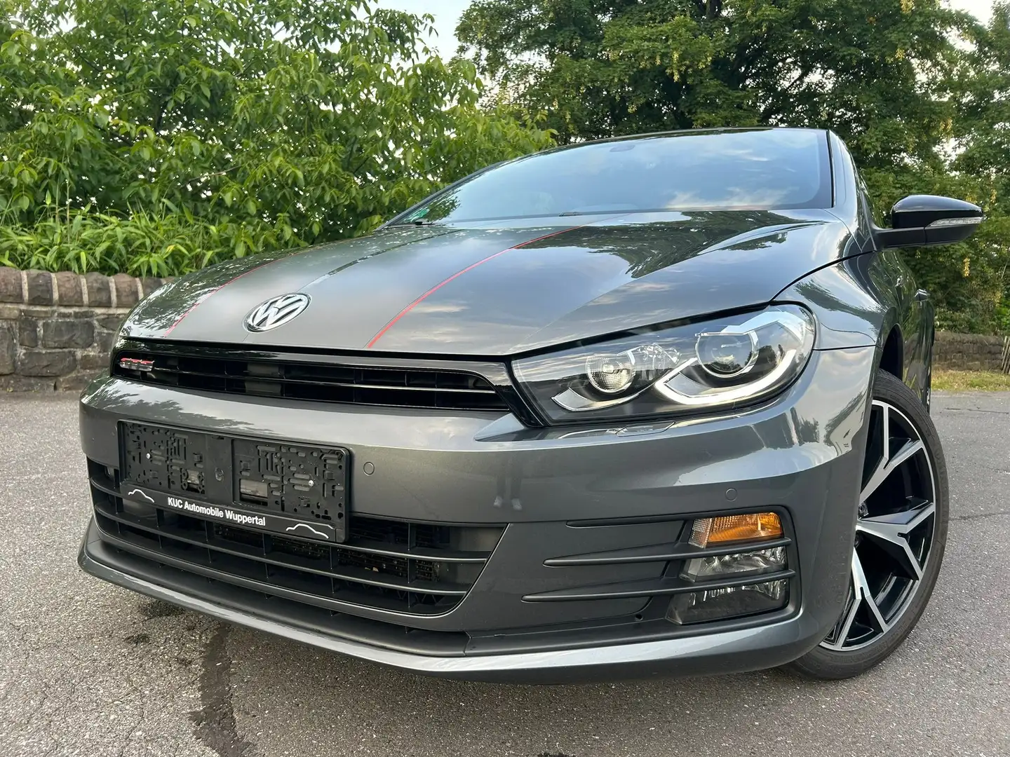 Volkswagen Scirocco 2.0 GTS T-Leder/Xenon/2.Hand Grijs - 2