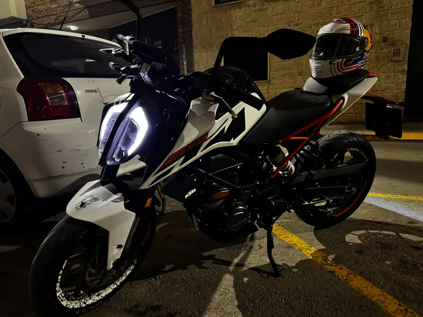 KTM 125 Duke - 2