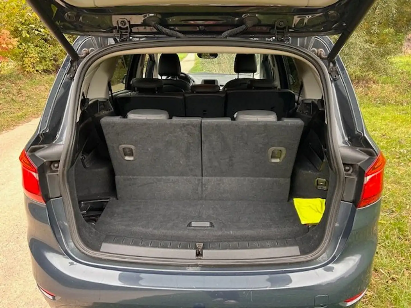 BMW 216 Gran Tourer 216 d Gris - 2