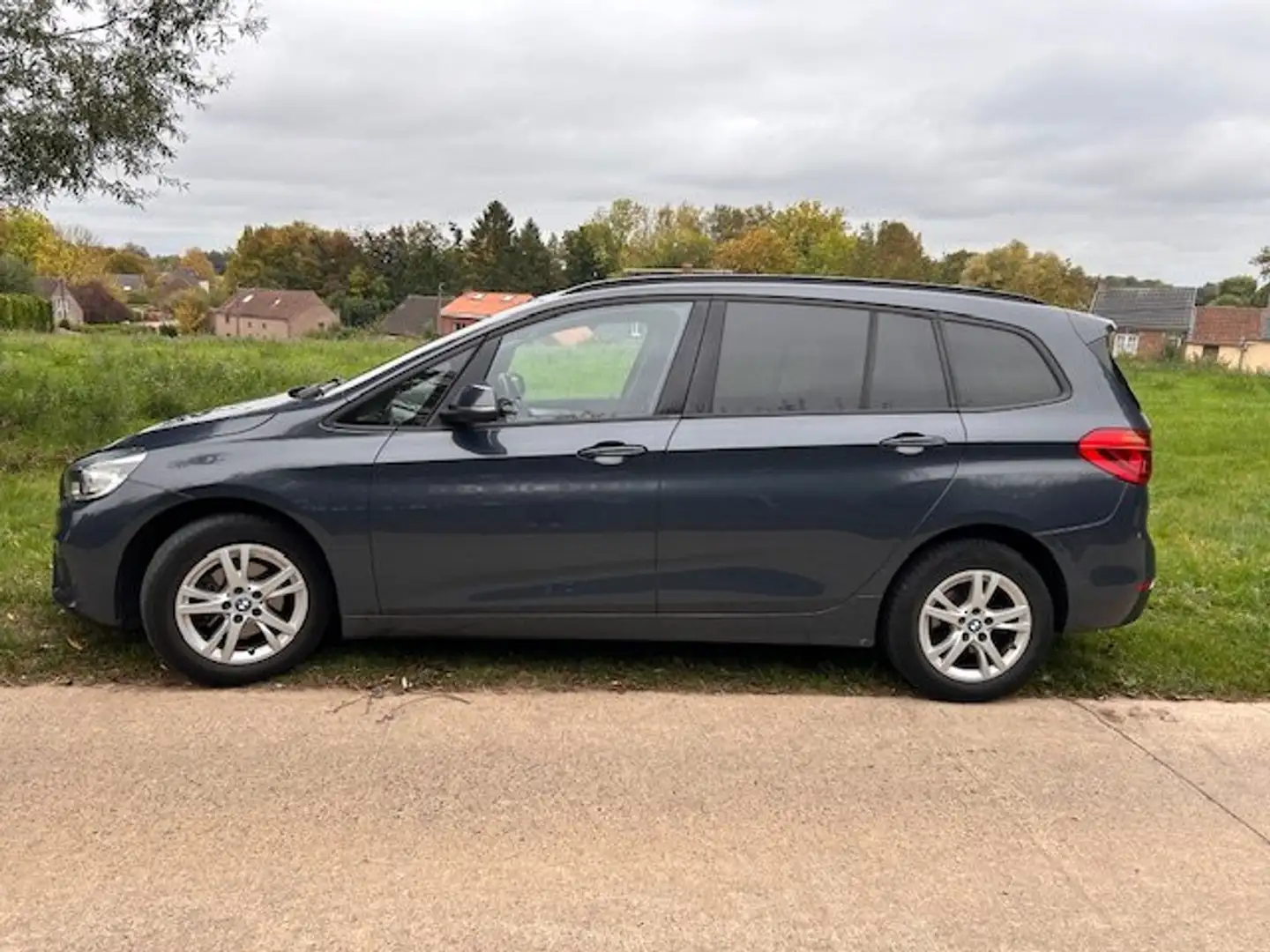 BMW 216 Gran Tourer 216 d Gris - 1