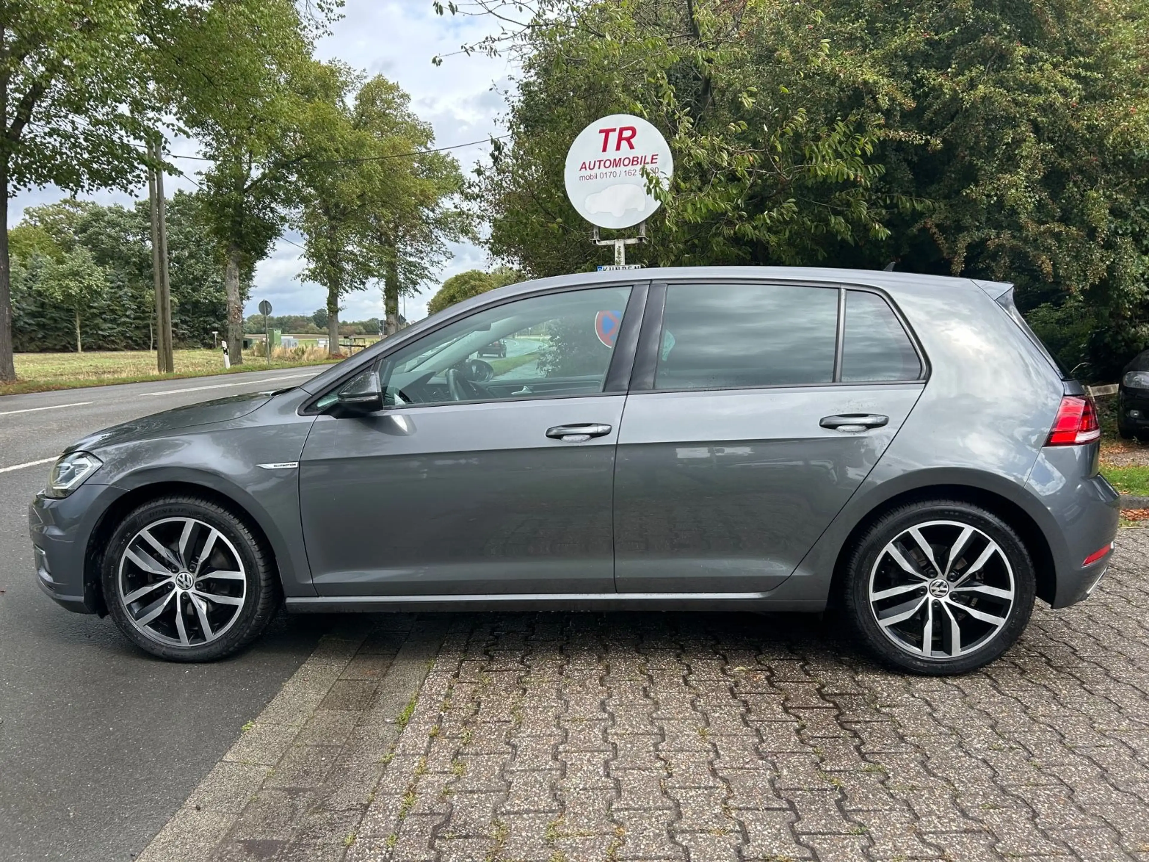 Volkswagen Golf VII Lim. Highline BlueMotion — photo 8