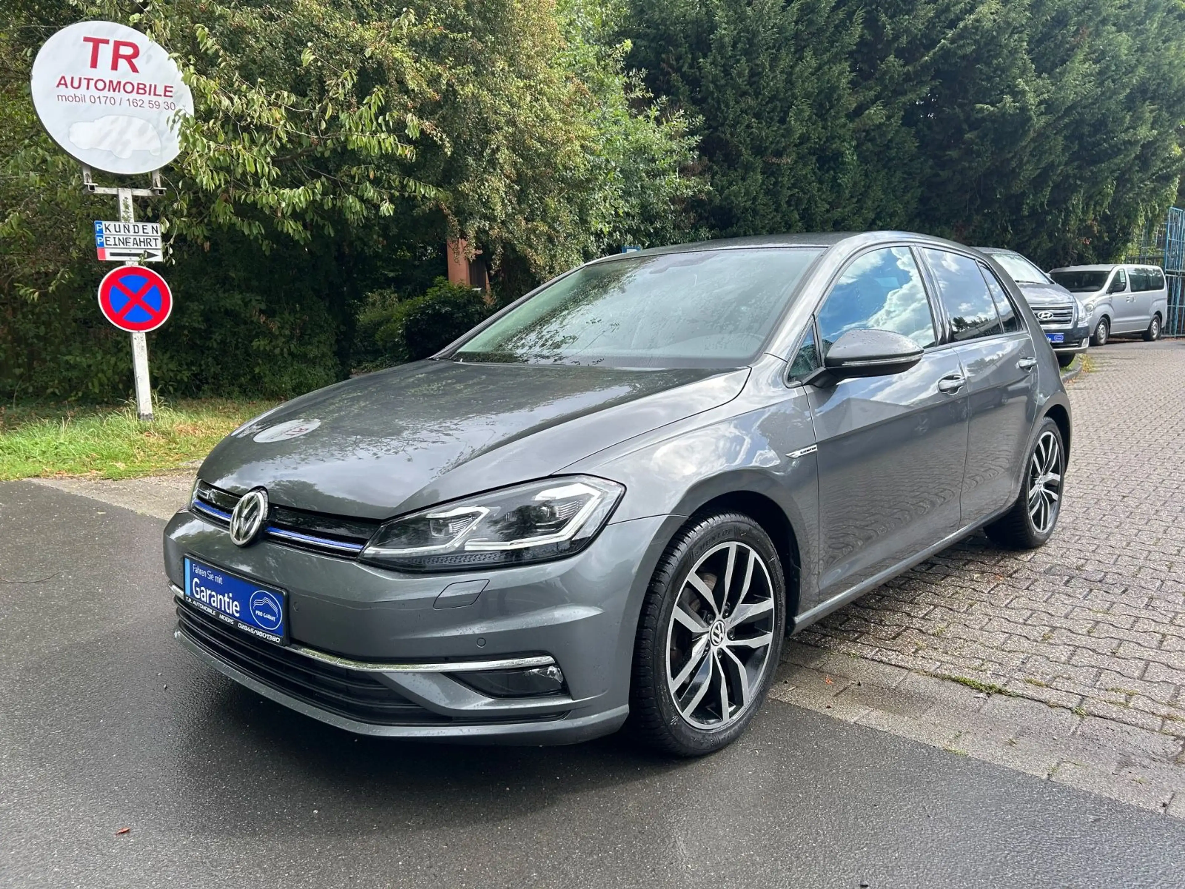 Volkswagen Golf VII Lim. Highline BlueMotion