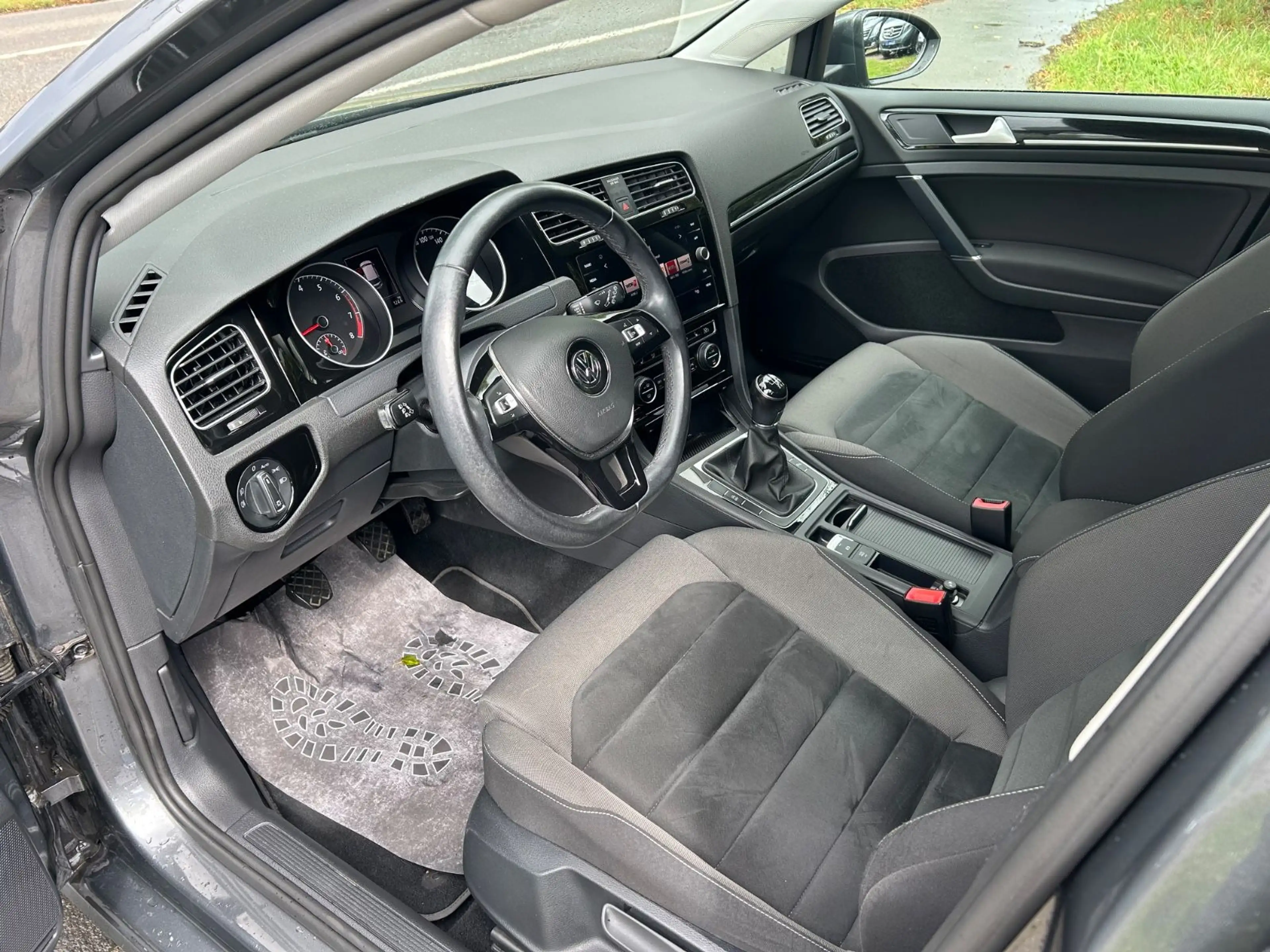 Volkswagen Golf VII Lim. Highline BlueMotion — photo 10