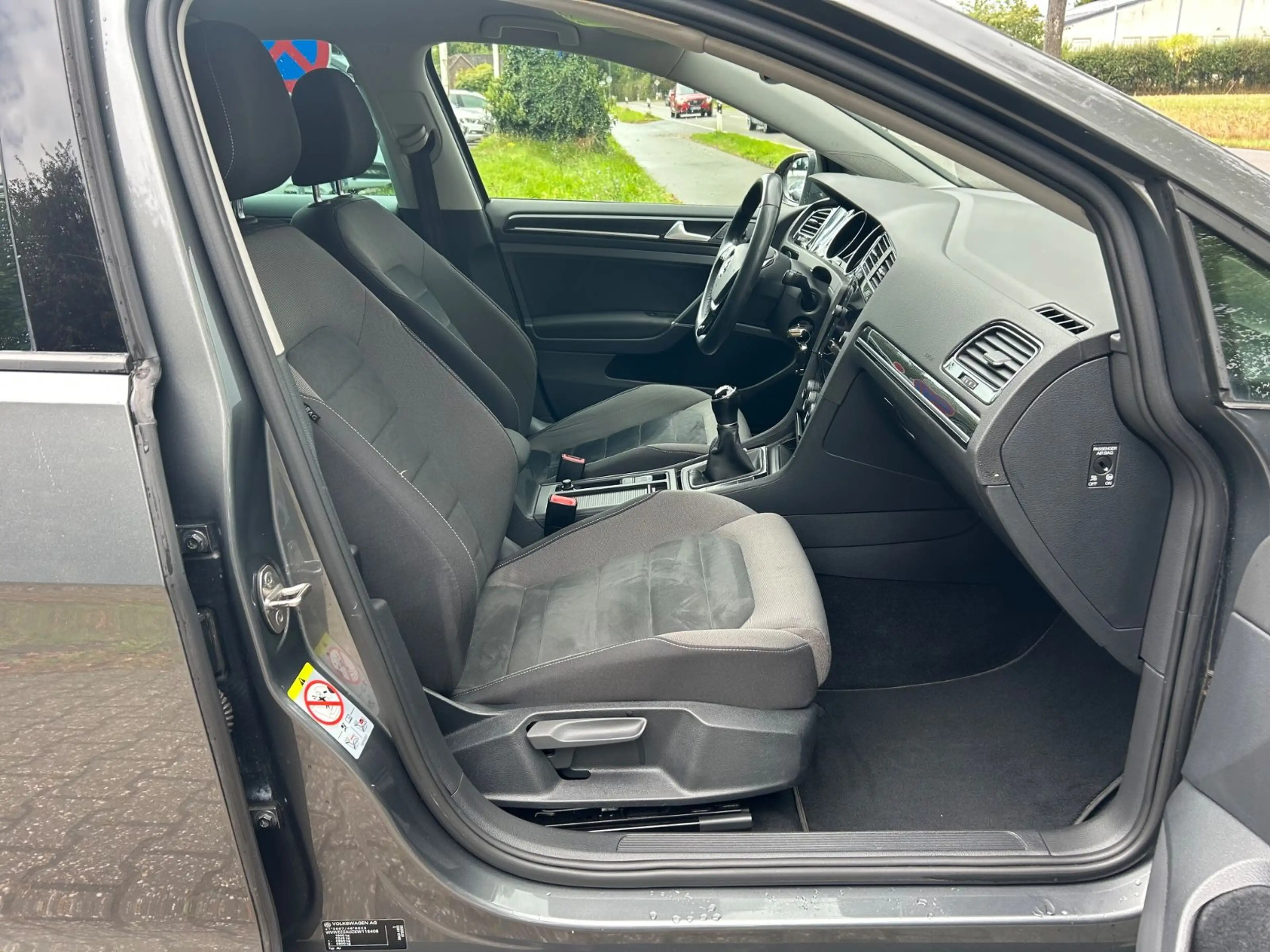 Volkswagen Golf VII Lim. Highline BlueMotion — photo 13